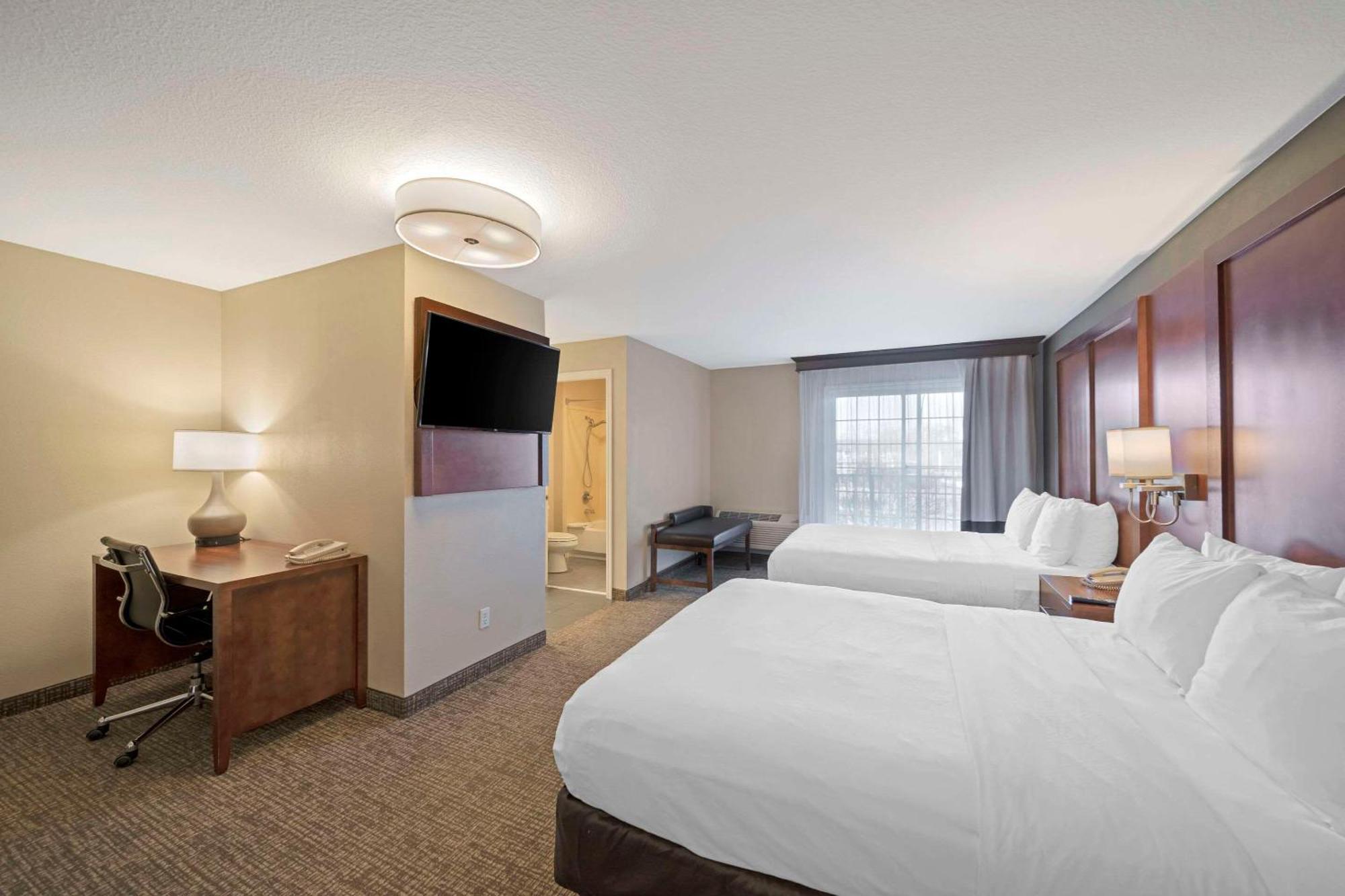Comfort Suites Red Bluff Near I-5 מראה חיצוני תמונה